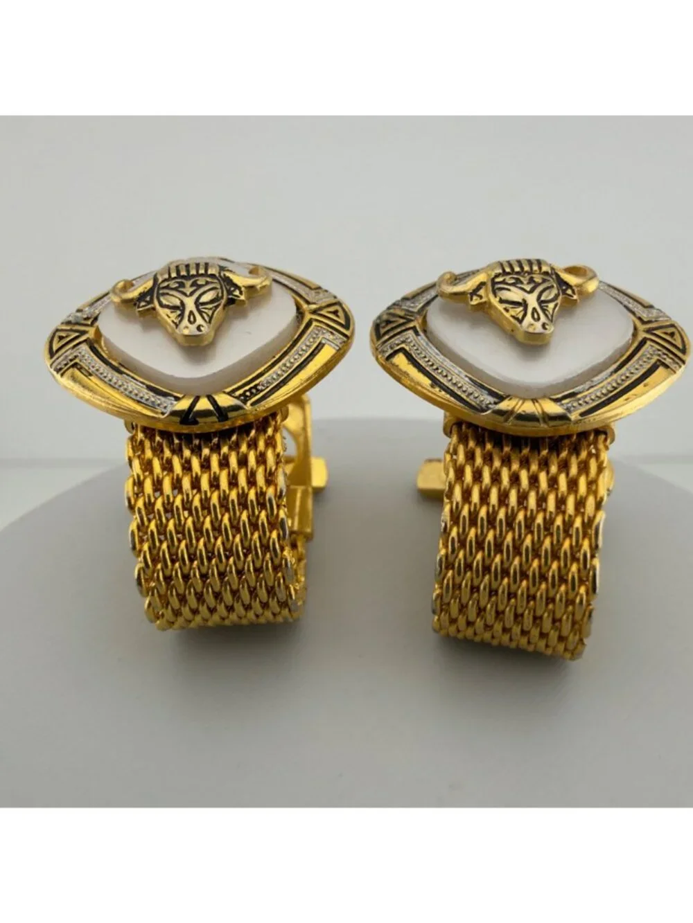 Vintage Mother of Pearl Rams Head Damascene Cufflinks Tie Bar Set Gold Tone